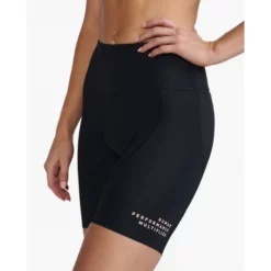 2XU Women's Aero 7 Inch Tri Short - 2022